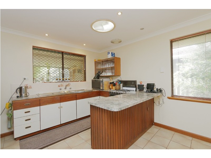 46 Morago Crescent, Cloverdale WA 6105