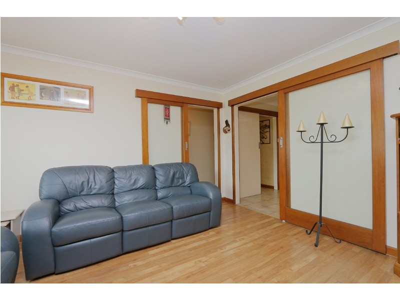 46 Morago Crescent, Cloverdale WA 6105