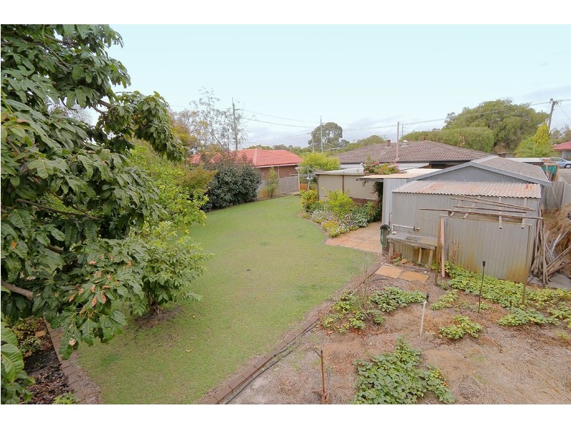 46 Morago Crescent, Cloverdale WA 6105