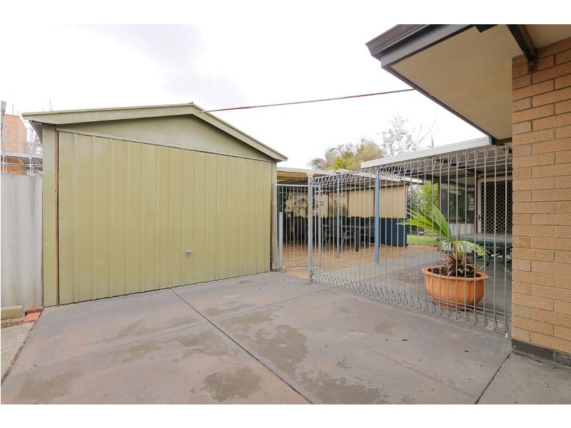 46 Morago Crescent, Cloverdale WA 6105