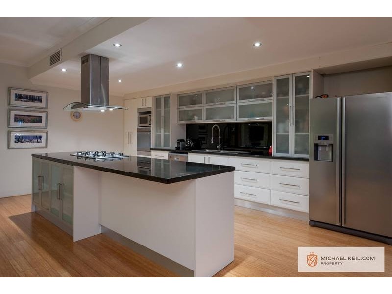 18 Surrey Road, Rivervale WA 6103