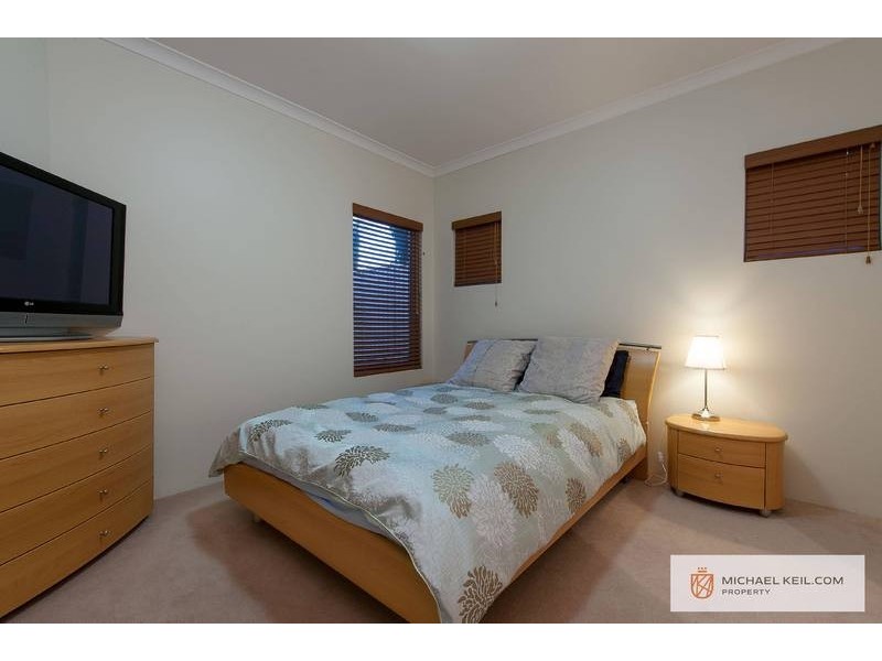 18 Surrey Road, Rivervale WA 6103