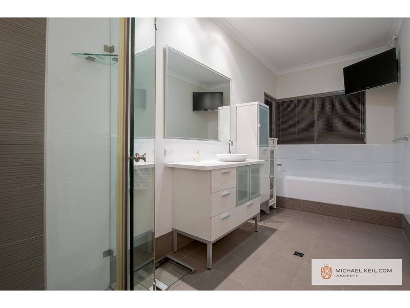 18 Surrey Road, Rivervale WA 6103