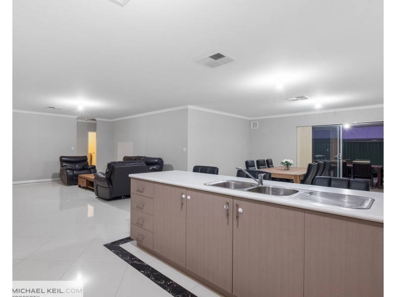 3 Bardook Gardens, Forrestfield WA 6058