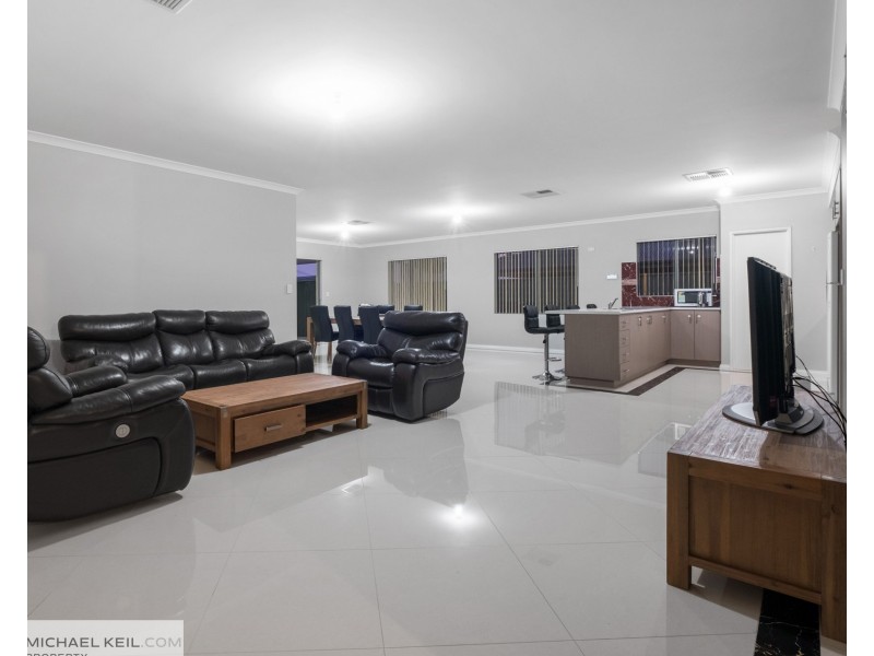 3 Bardook Gardens, Forrestfield WA 6058