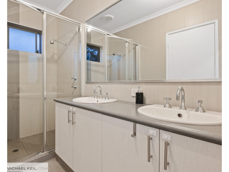 3 Bardook Gardens, Forrestfield WA 6058