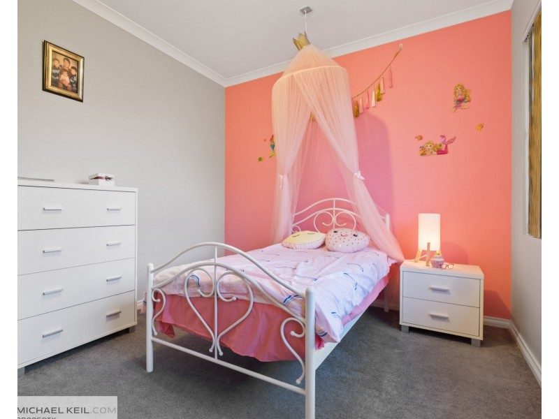 3 Bardook Gardens, Forrestfield WA 6058