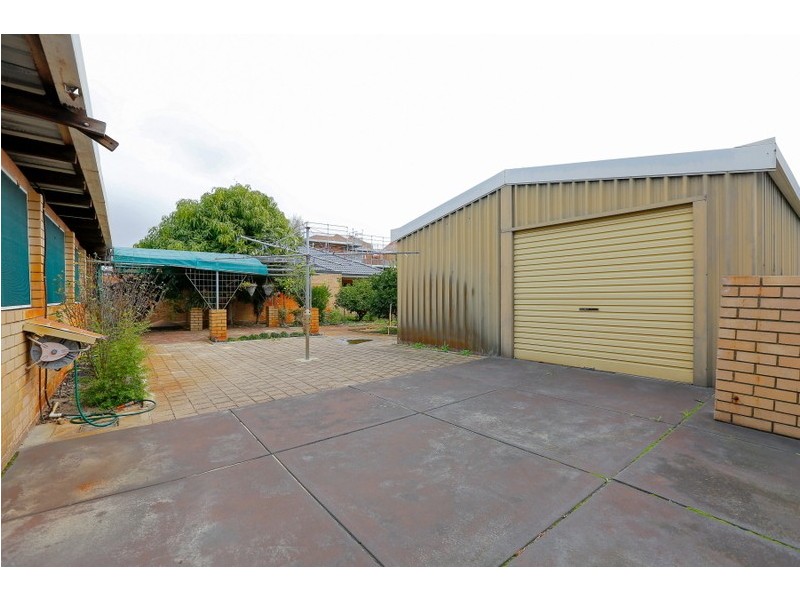 123 Gabriel Street, Cloverdale WA 6105