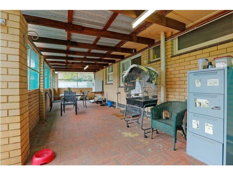 123 Gabriel Street, Cloverdale WA 6105