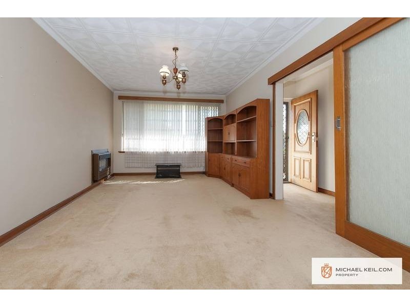 96 River View Avenue, South Guildford WA 6055