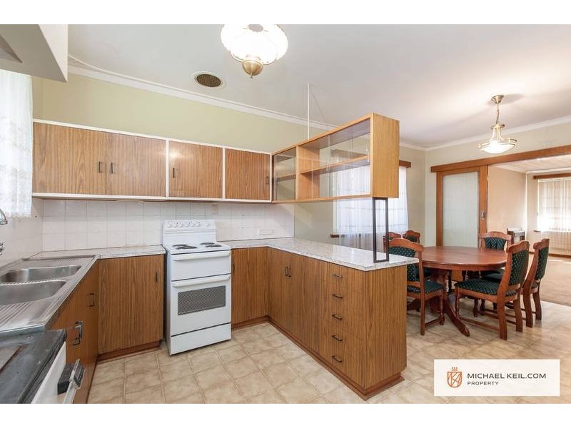 96 River View Avenue, South Guildford WA 6055