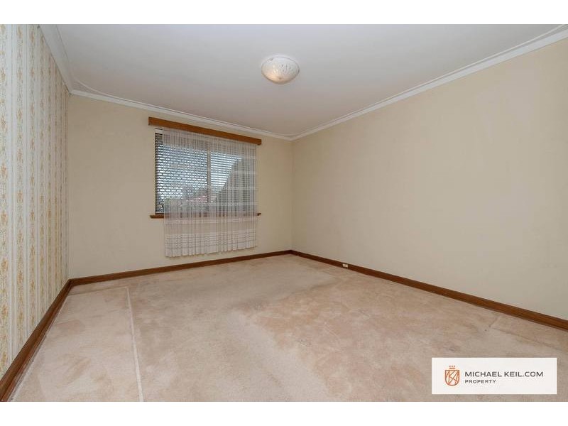 96 River View Avenue, South Guildford WA 6055