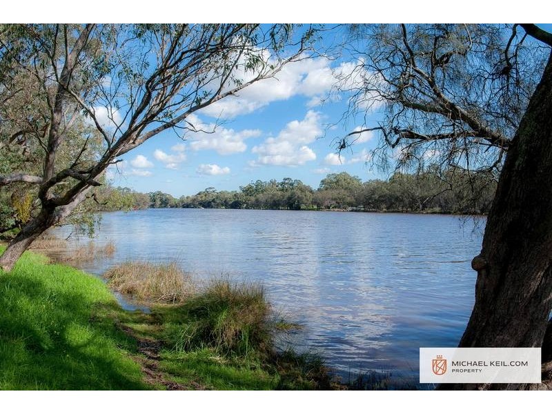 96 River View Avenue, South Guildford WA 6055