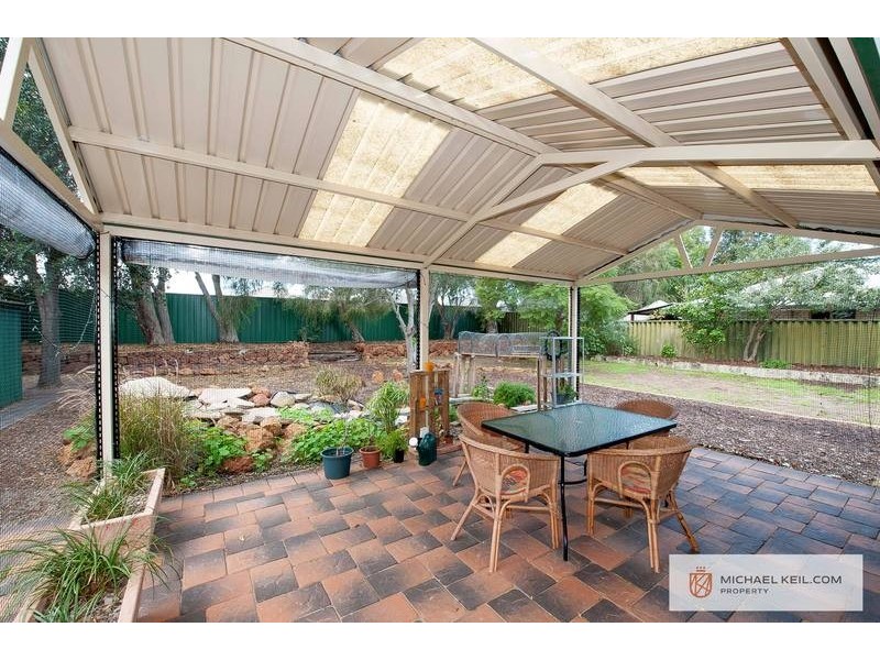 17 Koongee Cross, High Wycombe WA 6057