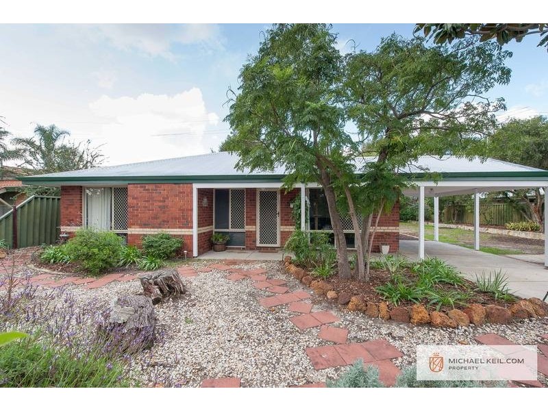 17 Koongee Cross, High Wycombe WA 6057