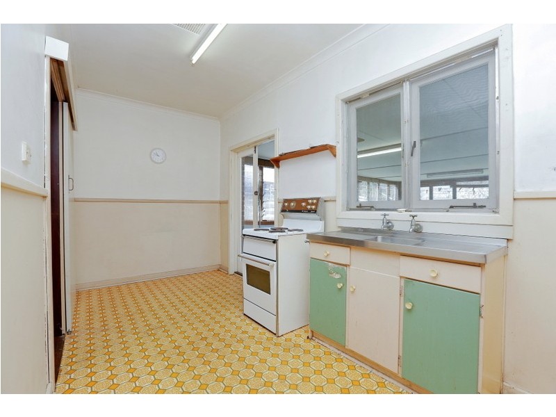 332 Alexander Road, Belmont WA 6104