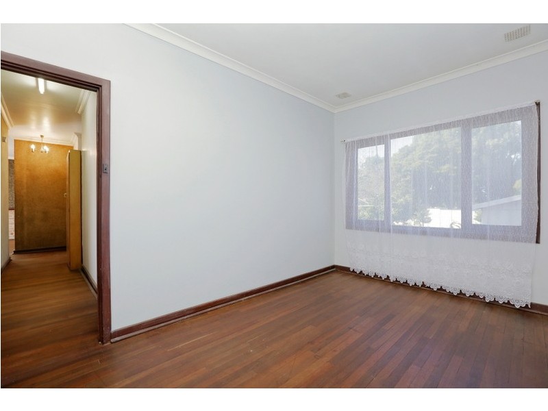 332 Alexander Road, Belmont WA 6104