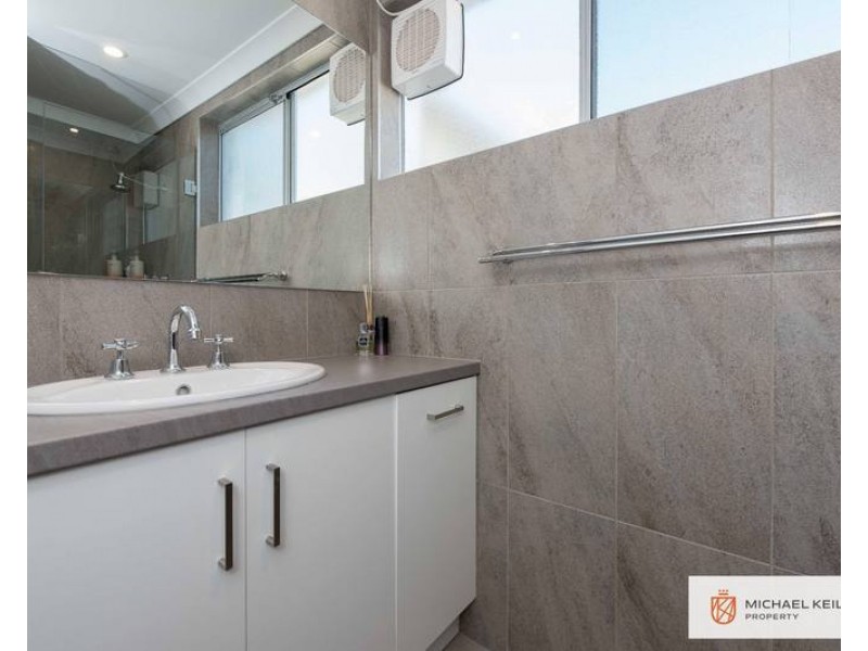 3 Gladstone Street, St James WA 6102