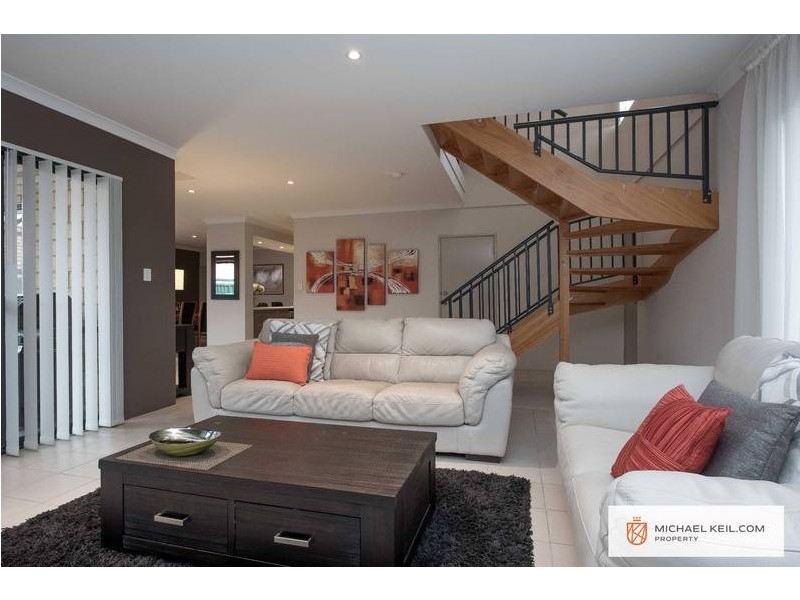 2/147 Kooyong Road, Rivervale WA 6103