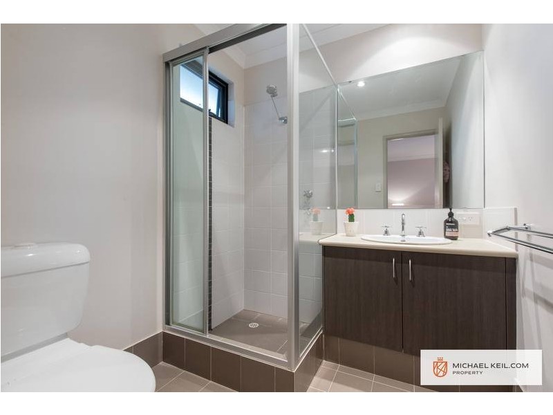 2/147 Kooyong Road, Rivervale WA 6103