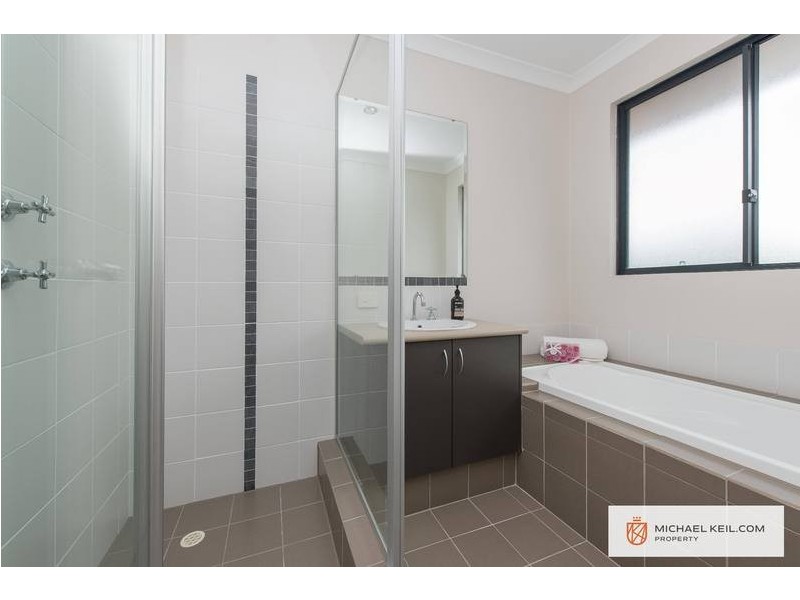 2/147 Kooyong Road, Rivervale WA 6103