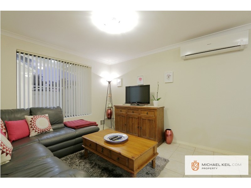 4/25 Pearl Road, Cloverdale WA 6105