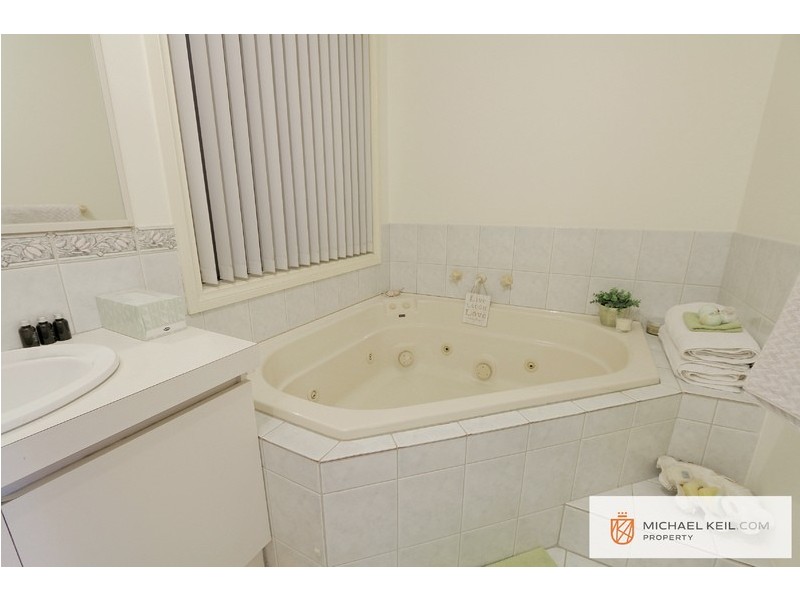 4/25 Pearl Road, Cloverdale WA 6105