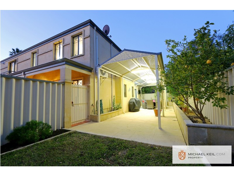 4/25 Pearl Road, Cloverdale WA 6105