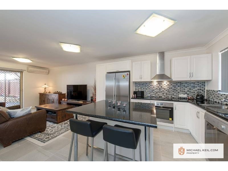 19/11 Norman Street, St James WA 6102