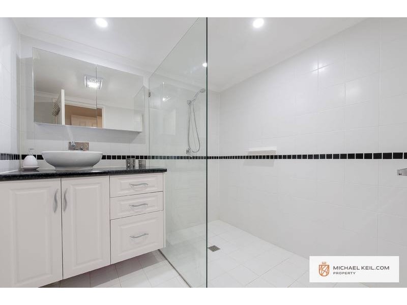 19/11 Norman Street, St James WA 6102