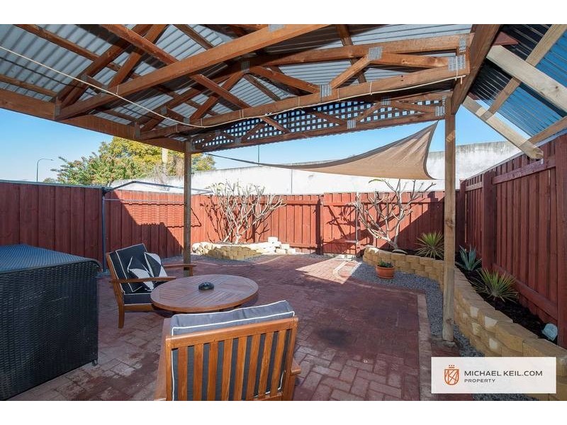 19/11 Norman Street, St James WA 6102