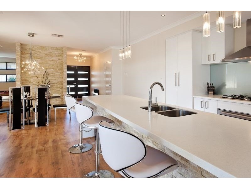 45 Vaucluse Circuit, Belmont WA 6104
