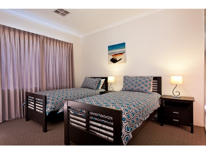 45 Vaucluse Circuit, Belmont WA 6104