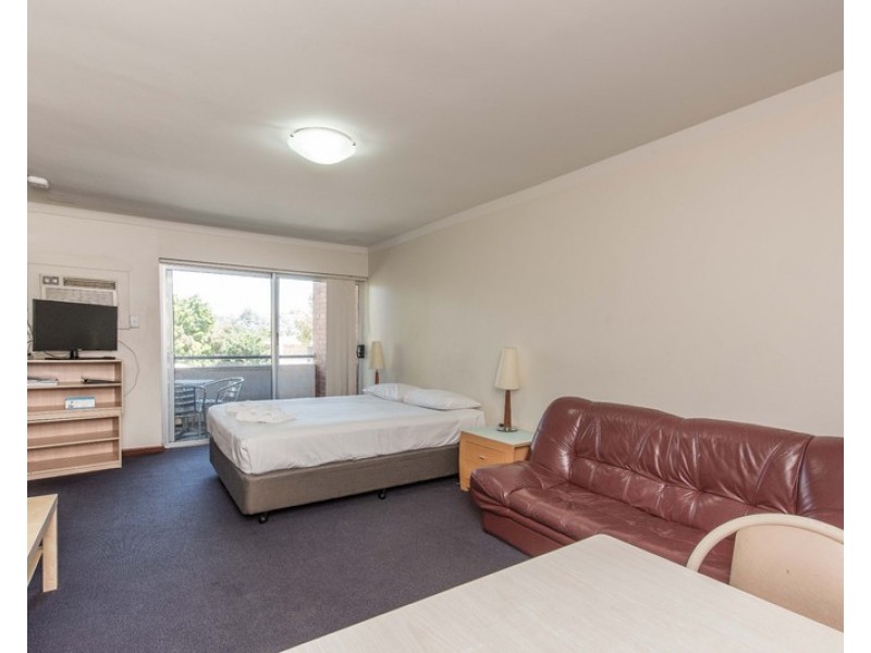 10/1 Minora Place, Rivervale WA 6103