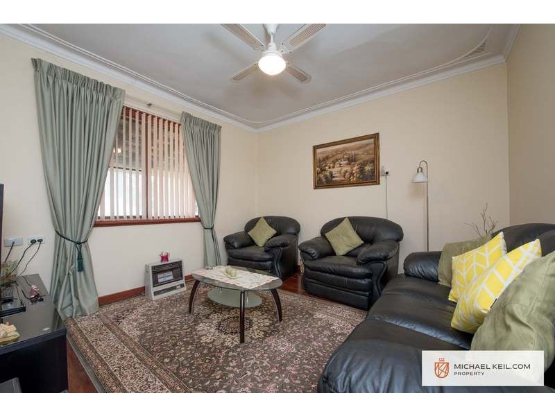36 Fitzroy Street, Queens Park WA 6107