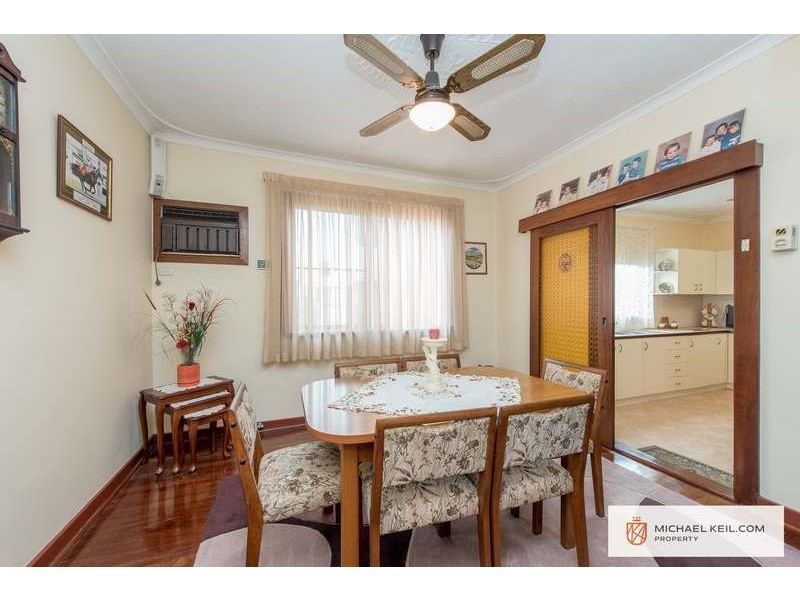 36 Fitzroy Street, Queens Park WA 6107