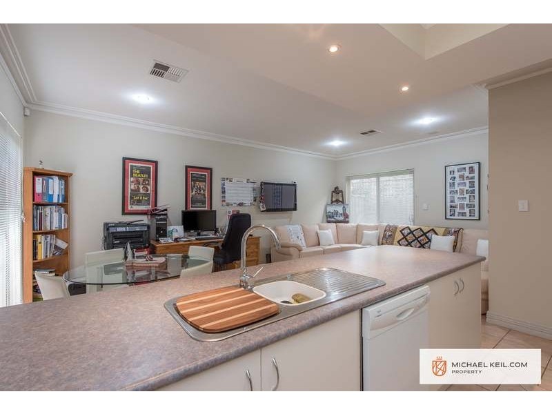 52A Rushton Street, Burswood WA 6100