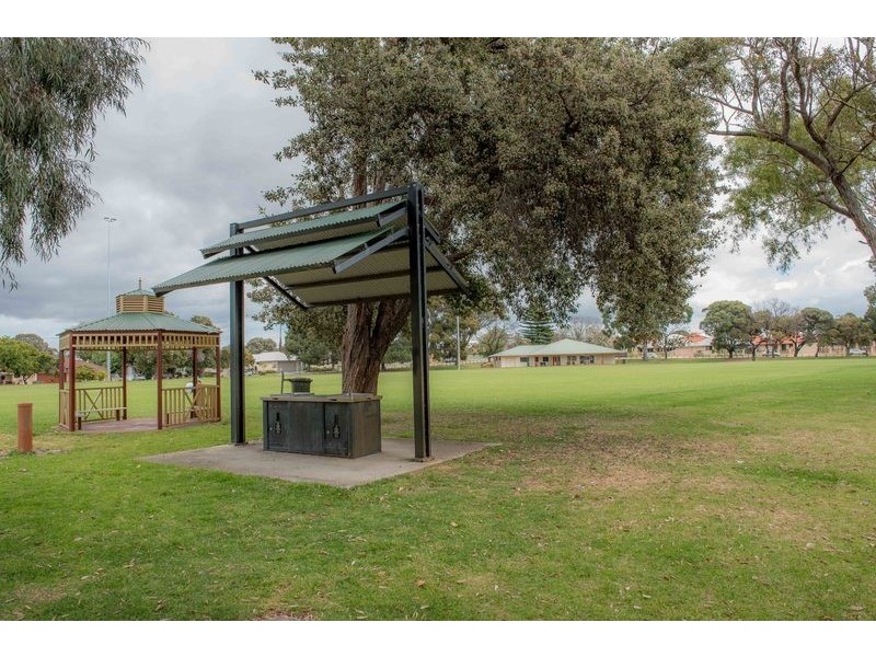 4/24 Tuckett Street, Carlisle WA 6101