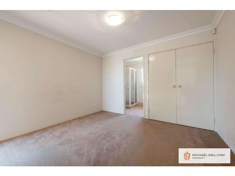 36b Longhurst Way, Queens Park WA 6107