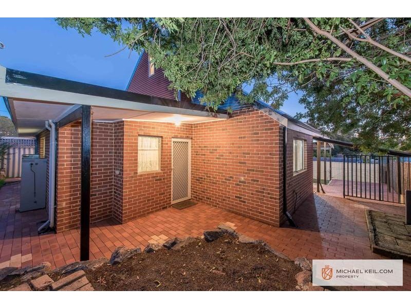 3 Kennerly Street, Cloverdale WA 6105