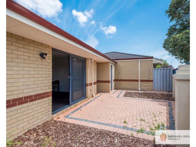 14/2 Boundary Road, St James WA 6102