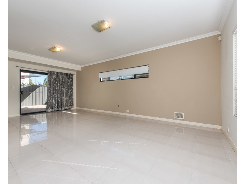 74A Gladstone Road, Rivervale WA 6103