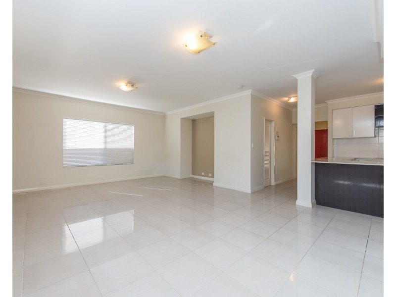 74A Gladstone Road, Rivervale WA 6103