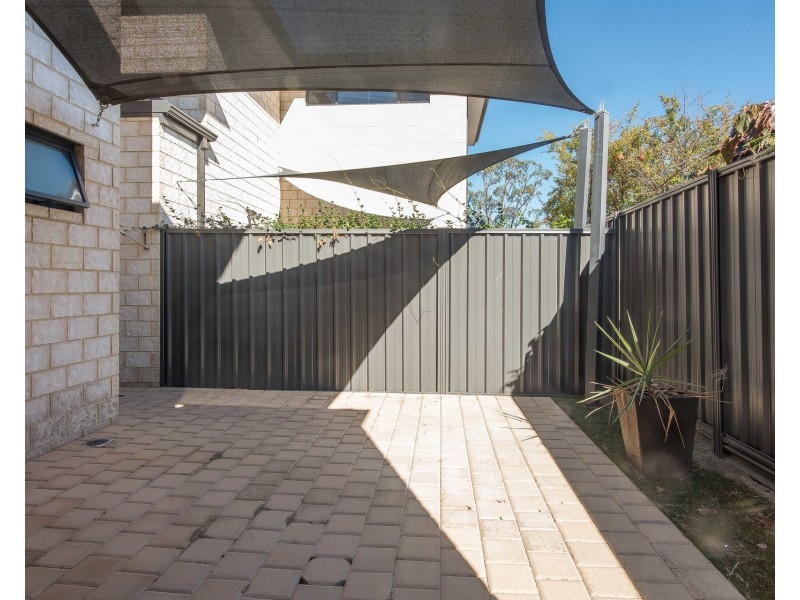 74A Gladstone Road, Rivervale WA 6103