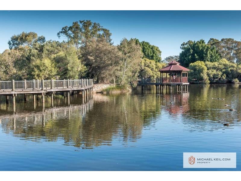 8 McLarty Street, Cloverdale WA 6105