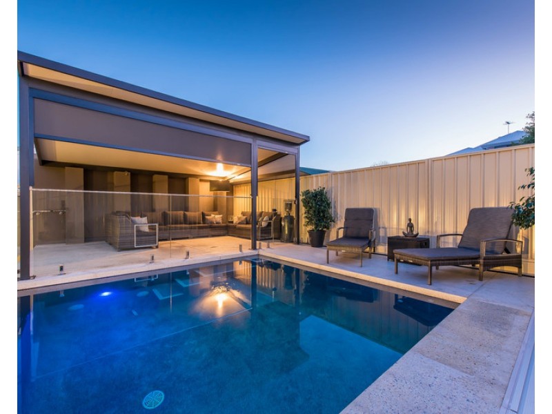 69a Clydesdale Street, Como WA 6152