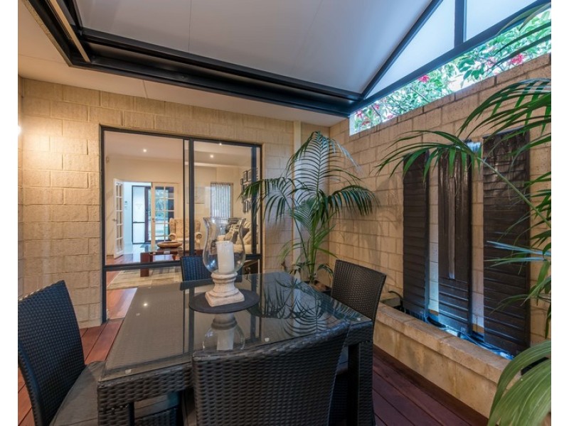 69a Clydesdale Street, Como WA 6152