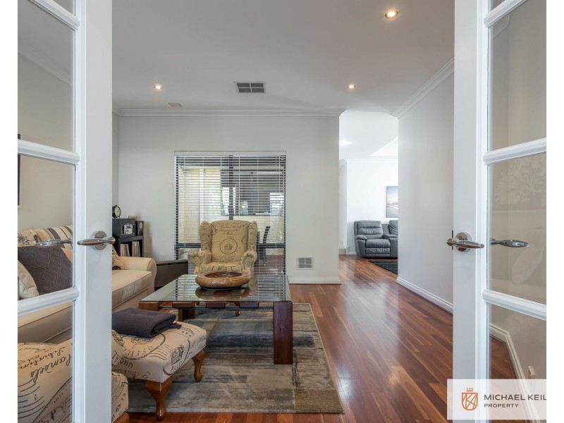 69a Clydesdale Street, Como WA 6152