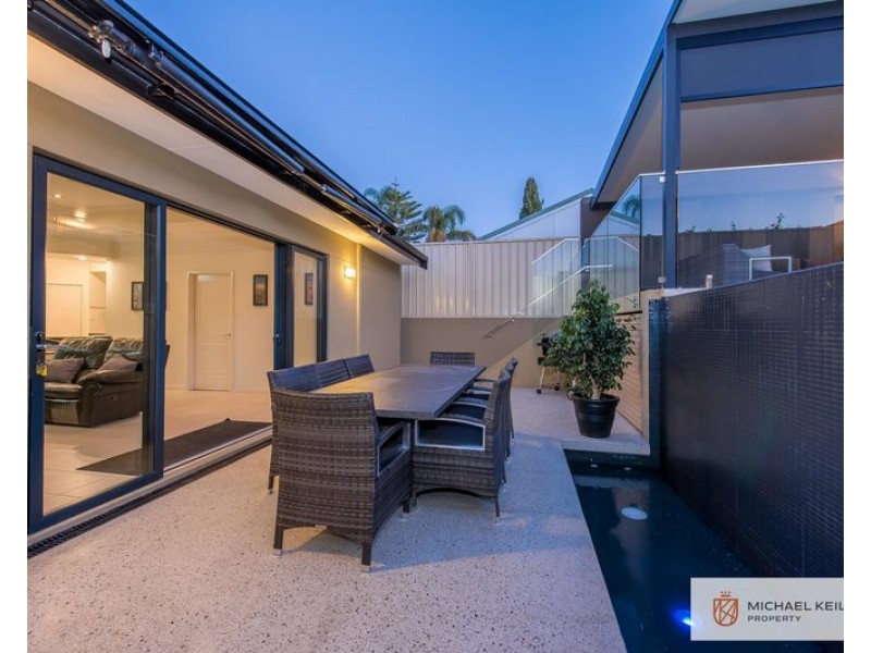 69a Clydesdale Street, Como WA 6152