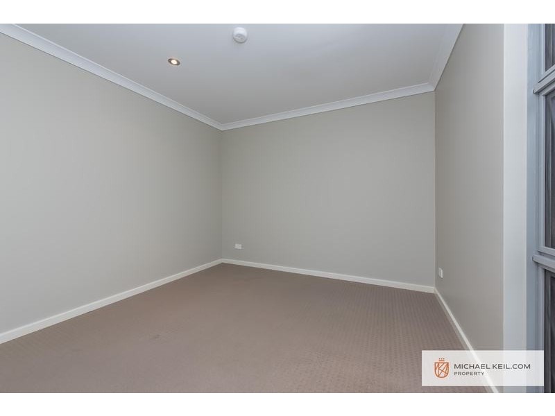 3/12 Smiths Avenue, Redcliffe WA 6104